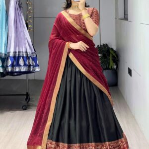 Dhavani-Black & Maroon